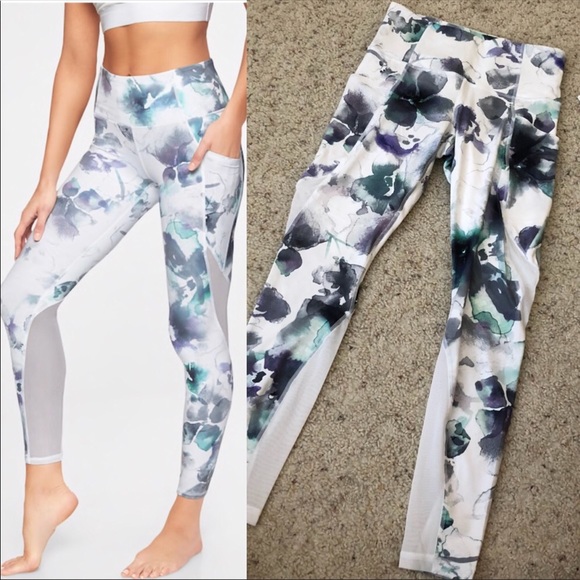 Athleta Pants - Athleta Mudra 7/8 Tight